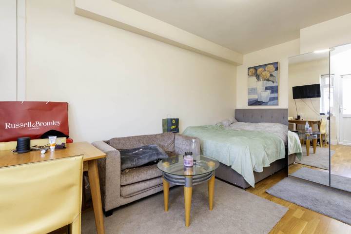 Modern Apartment Hendon Way, Cricklewood 